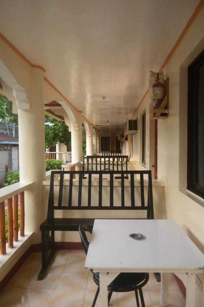 Alliyah'S Beach Resort Balabag  Ngoại thất bức ảnh
